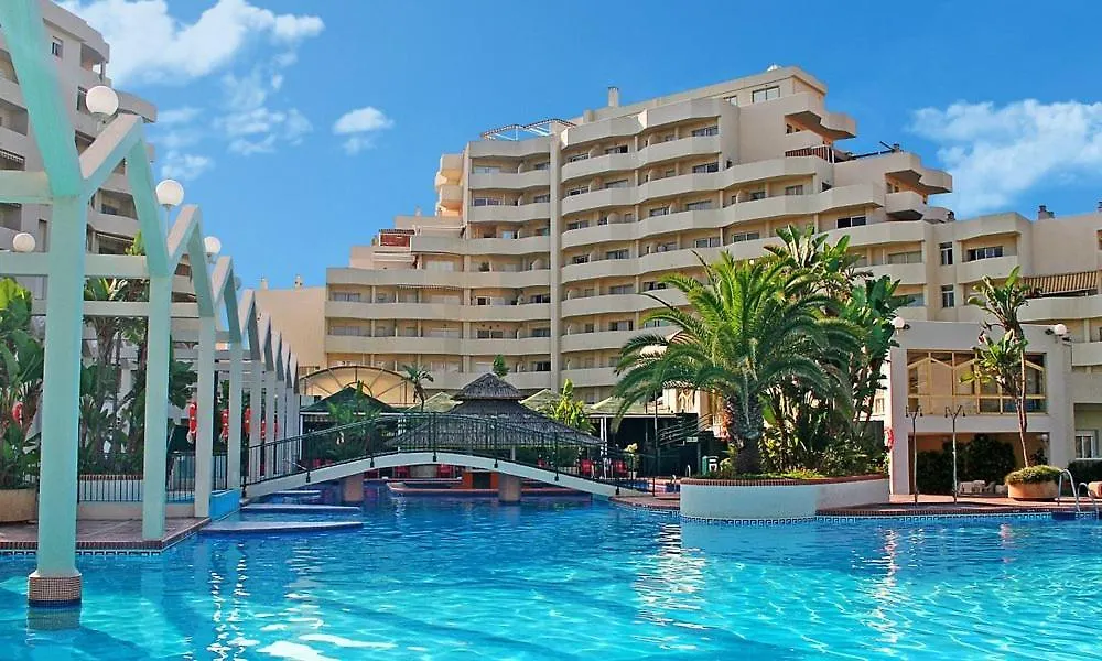 Benalbeach Bliss Seafront Retreat With Balcony Бенальмадена Апартаменты