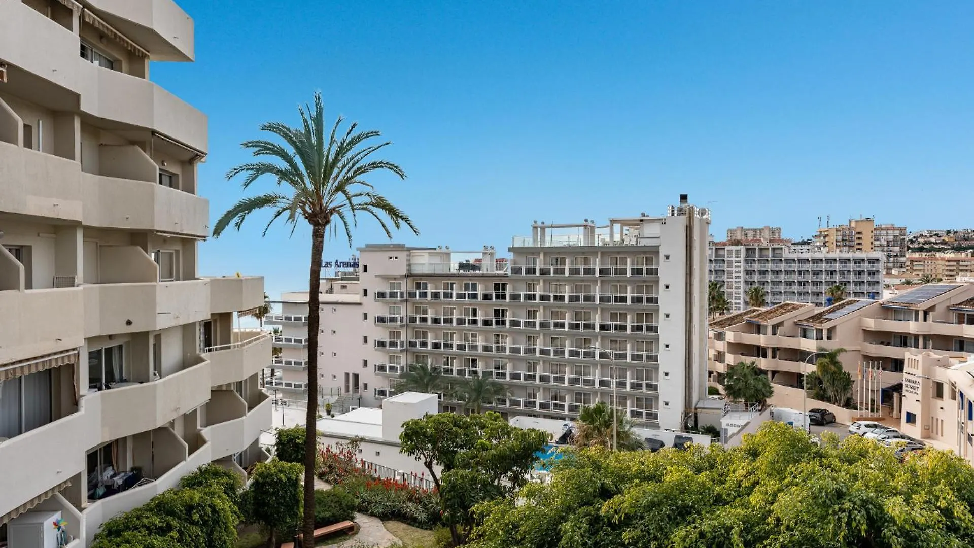 Benalbeach Bliss Seafront Retreat With Balcony Benalmadena Spain