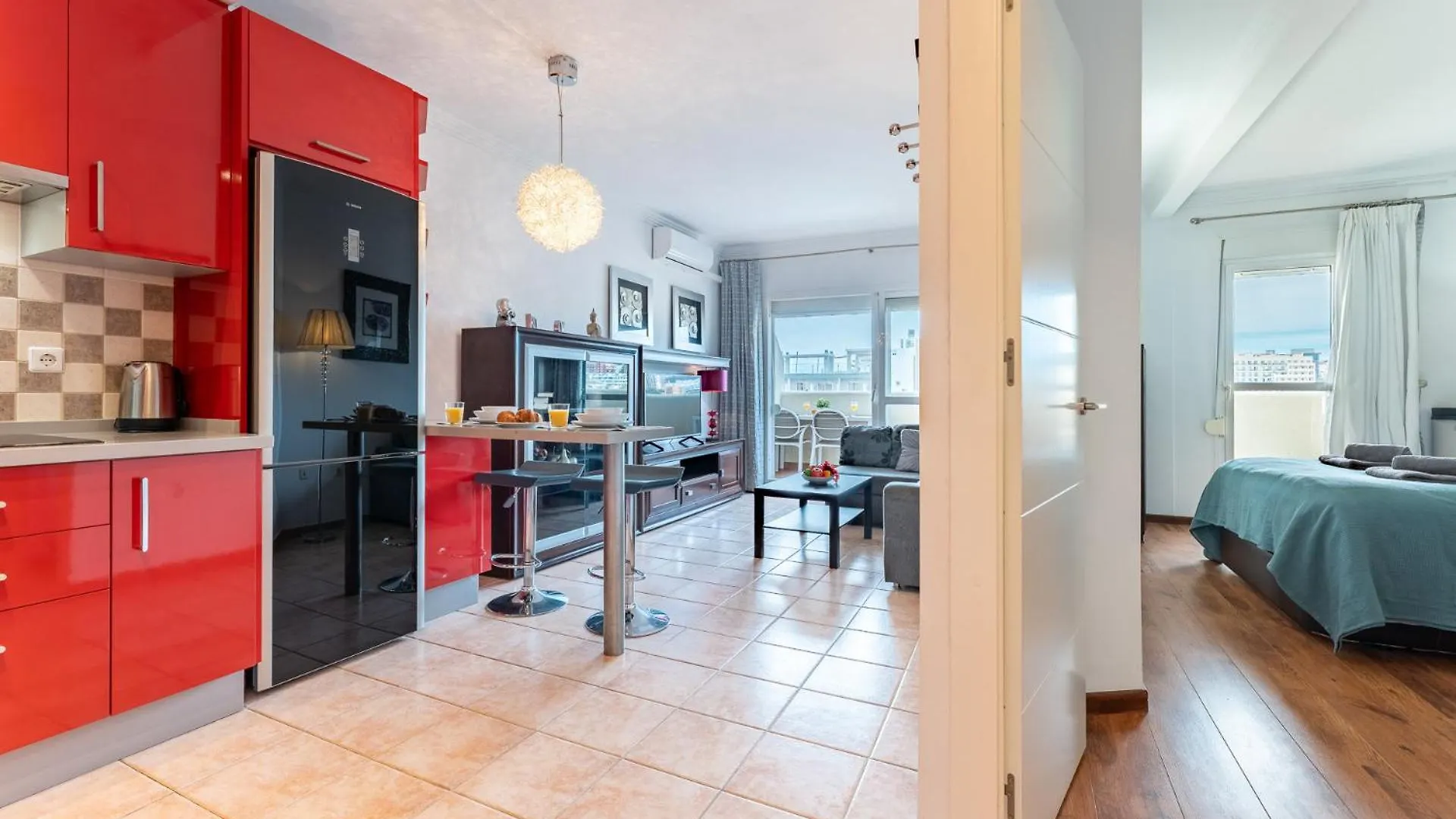 Benalbeach Bliss Seafront Retreat With Balcony Benalmadena